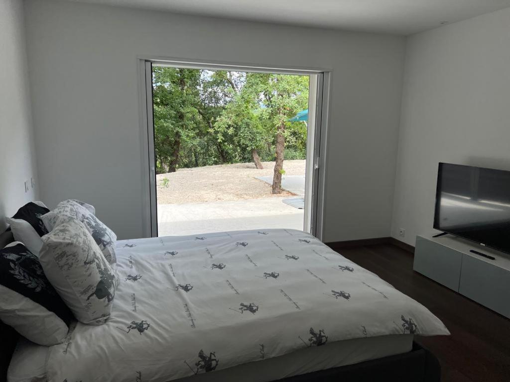 Brand New Villa With Fully Intergrated Air Conditioning & Private Pool, Overlooking Forest Sardan Exterior photo