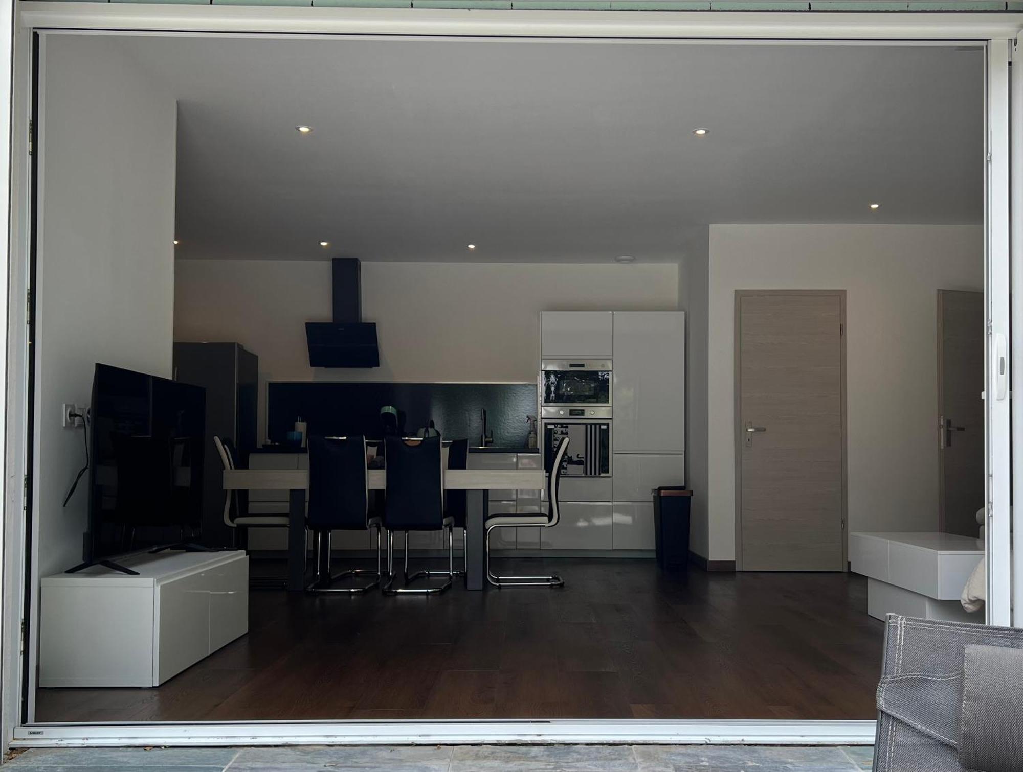 Brand New Villa With Fully Intergrated Air Conditioning & Private Pool, Overlooking Forest Sardan Exterior photo